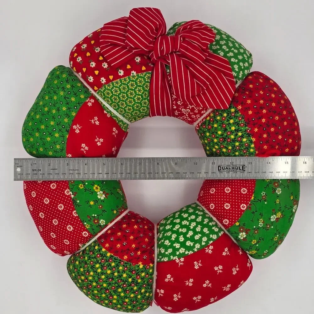 VTG Handmade Patchwork Fabric Christmas Wreath Stuffed Calico Quilted Bow 16